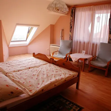 Hevizquelle Apartman Hévíz