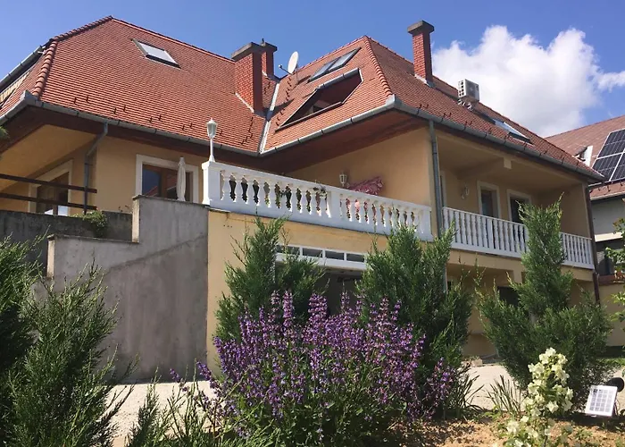 Apartament Hevizquelle *