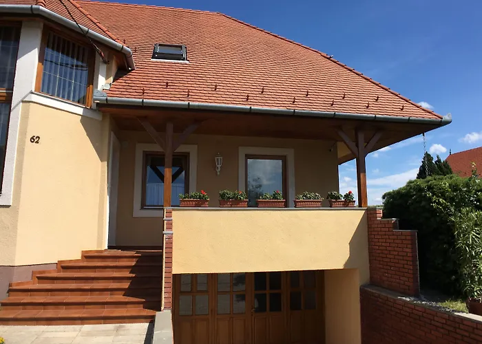 Hevizquelle Apartament *